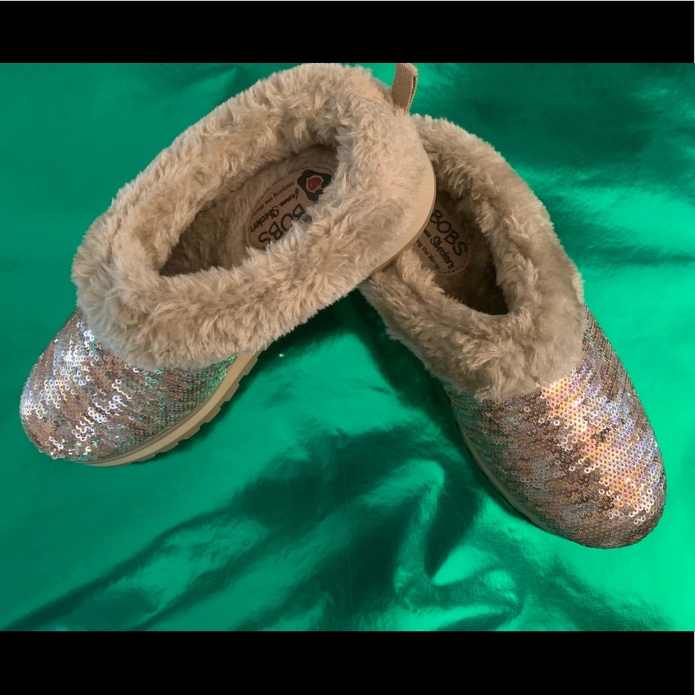 SKECHERS BOBS fur slippers